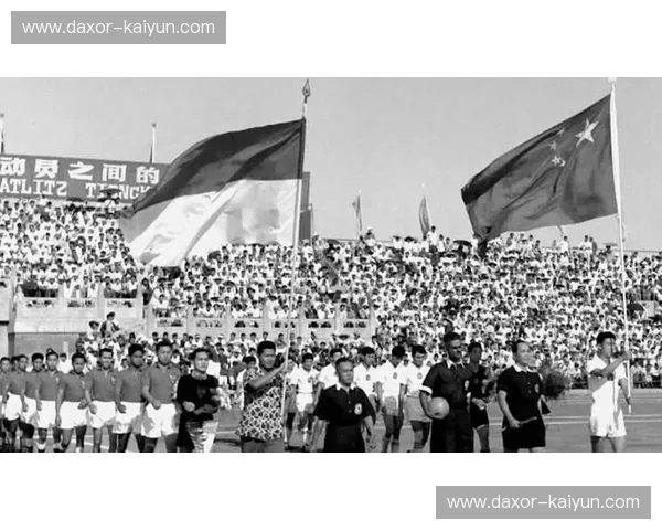 跨越万里的绿茵博弈：当国足遇见捷克，这不只是一场足球赛